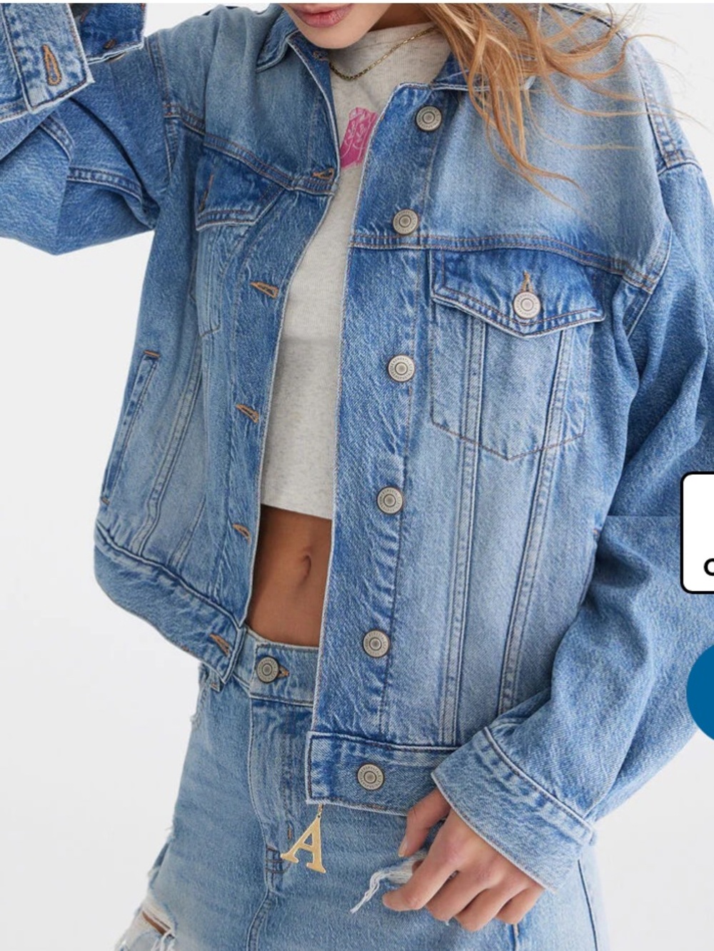 NWT Aeropostale Womens Med Wash Relaxed Denim Jean Jacket. Sz M.  Trucker Jacket